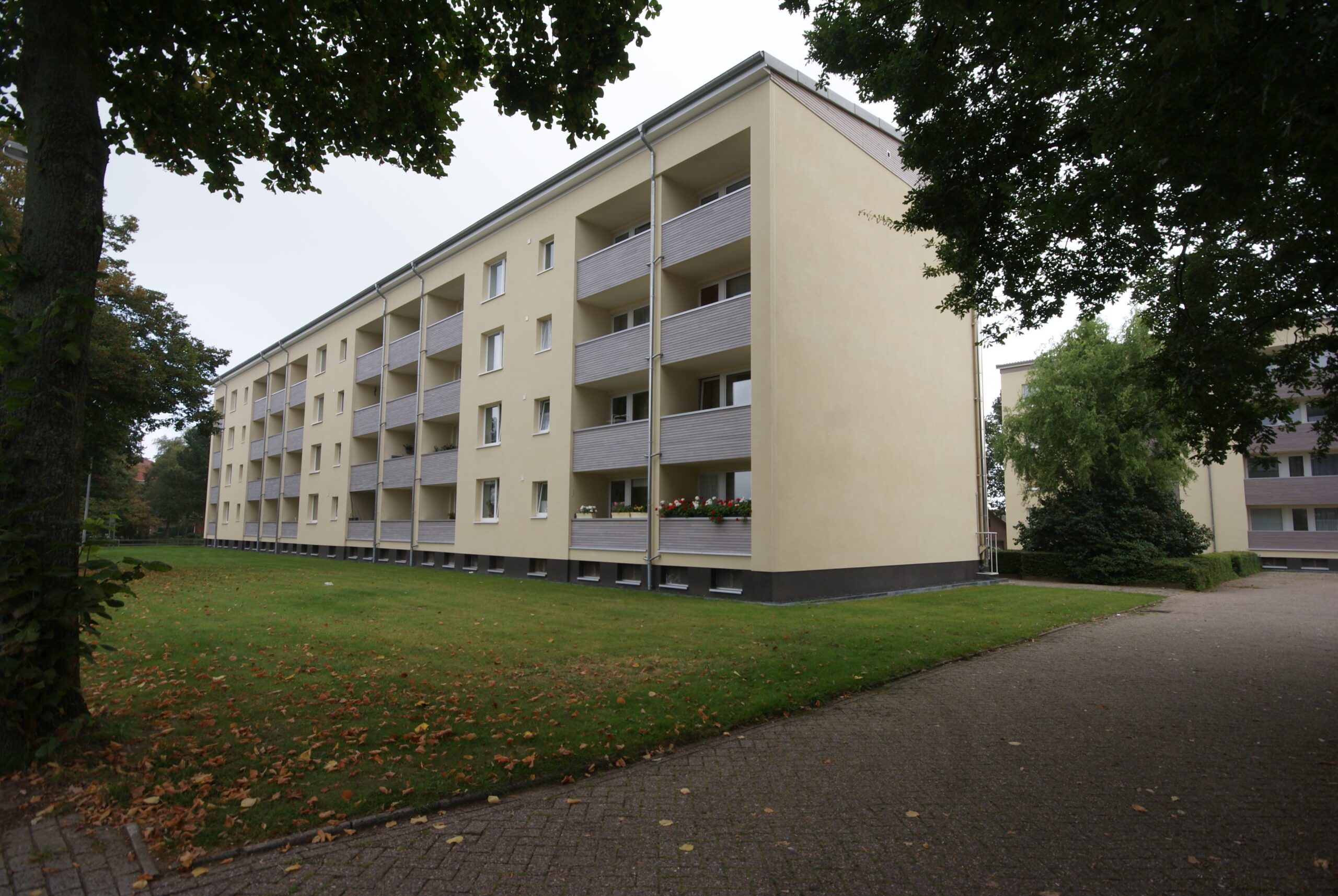 Wohnanlage Obere Blanke 6 - 10 Außenansicht der Wohnanlage Obere Blanke 6 bis 10 Nordhorn